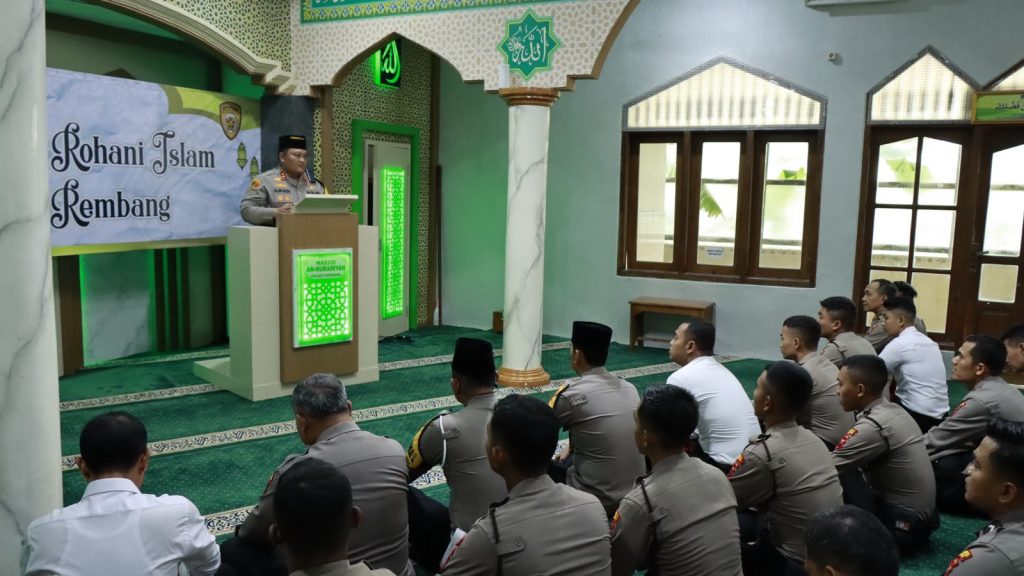 Kapolres Rembang Harap Anggota Tingkatkan Kualitas Ibadah di Bulan Ramadhan